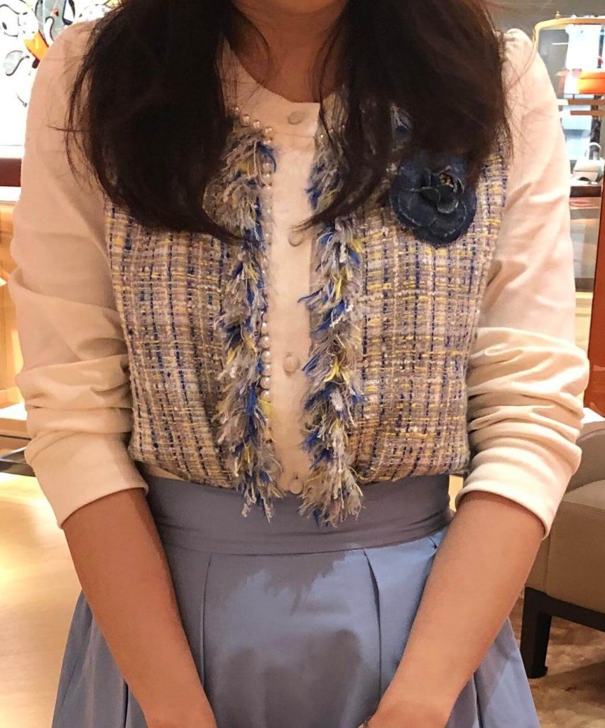 Pearls' Fringes Decorated Knit Tweed